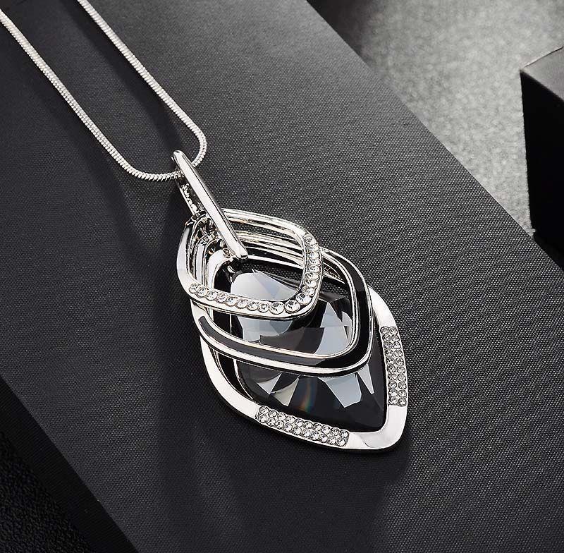 Maxi Collier